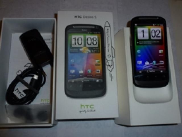 HTC Desire S - 1